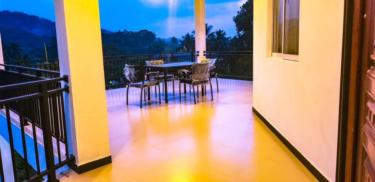 Akoya Pearl Hotel Ratnapura Luaran gambar