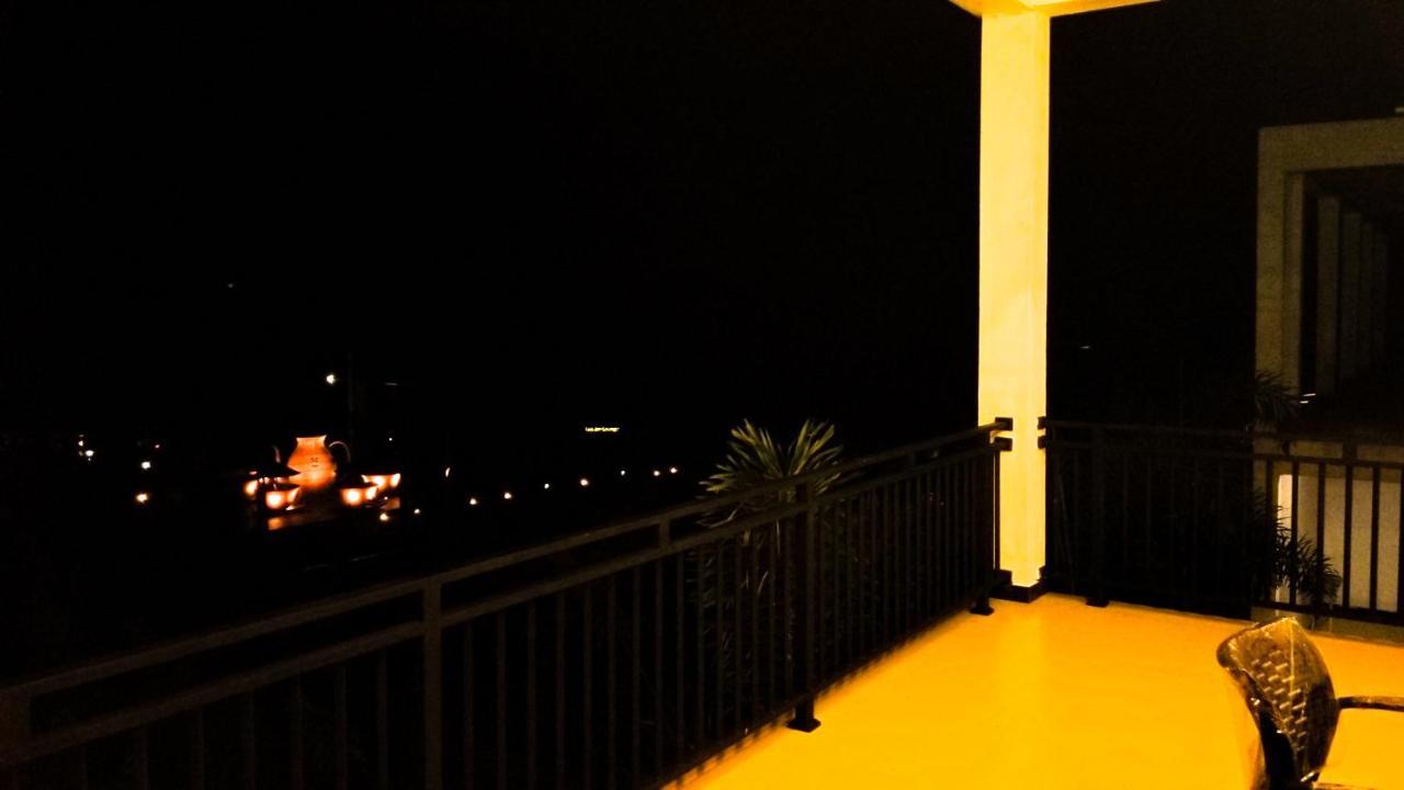 Akoya Pearl Hotel Ratnapura Luaran gambar