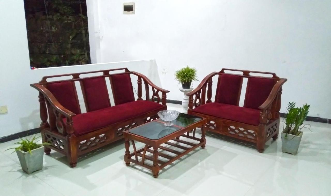 Akoya Pearl Hotel Ratnapura Luaran gambar