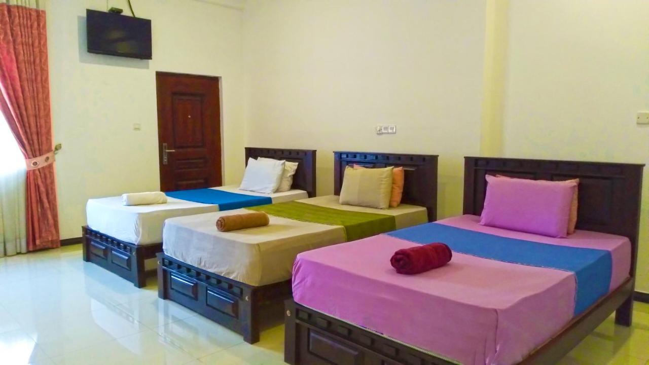 Akoya Pearl Hotel Ratnapura Luaran gambar