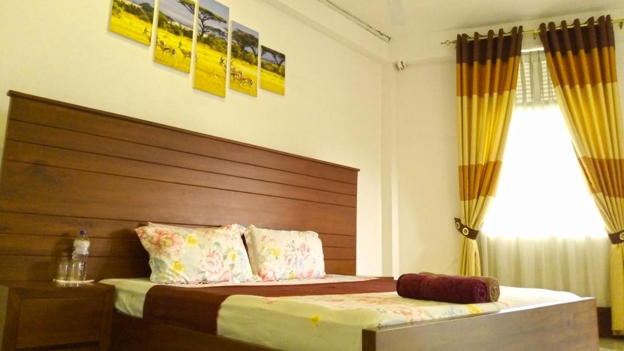 Akoya Pearl Hotel Ratnapura Luaran gambar