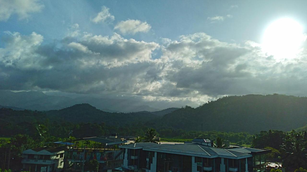 Akoya Pearl Hotel Ratnapura Luaran gambar