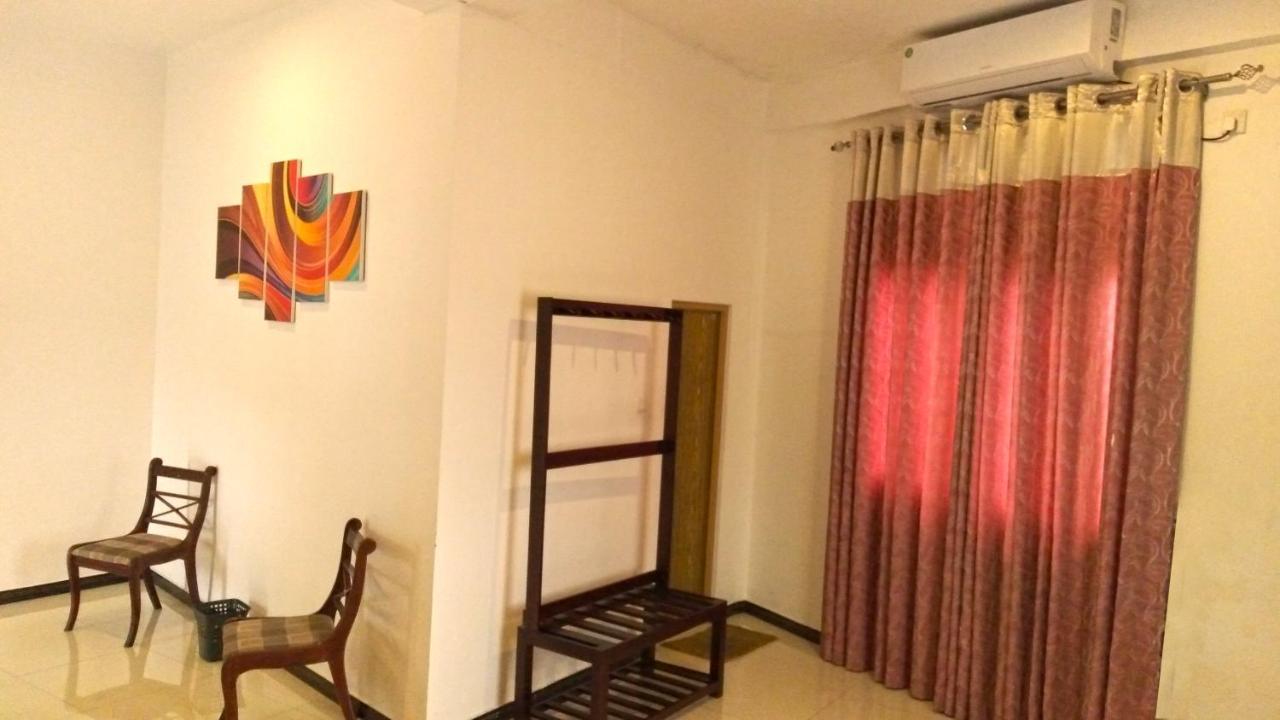 Akoya Pearl Hotel Ratnapura Luaran gambar