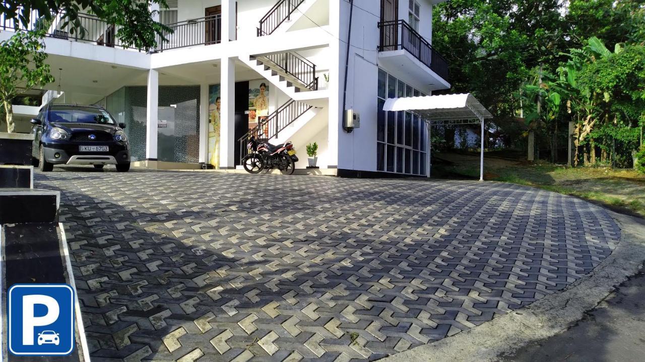 Akoya Pearl Hotel Ratnapura Luaran gambar